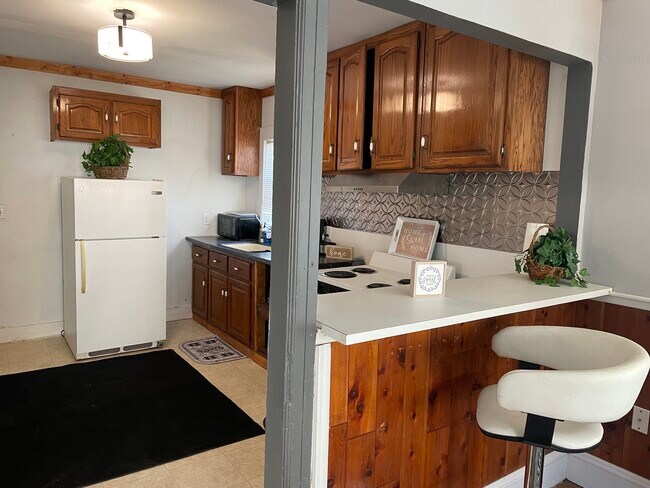 Foto del edificio - 919 Oak Ln