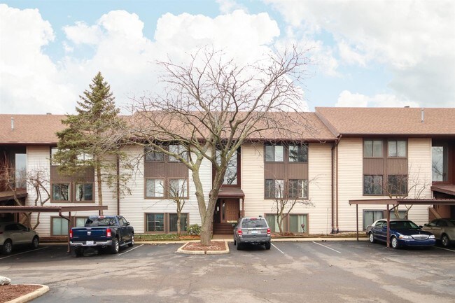 Foto del edificio - 530 Cliffs Dr