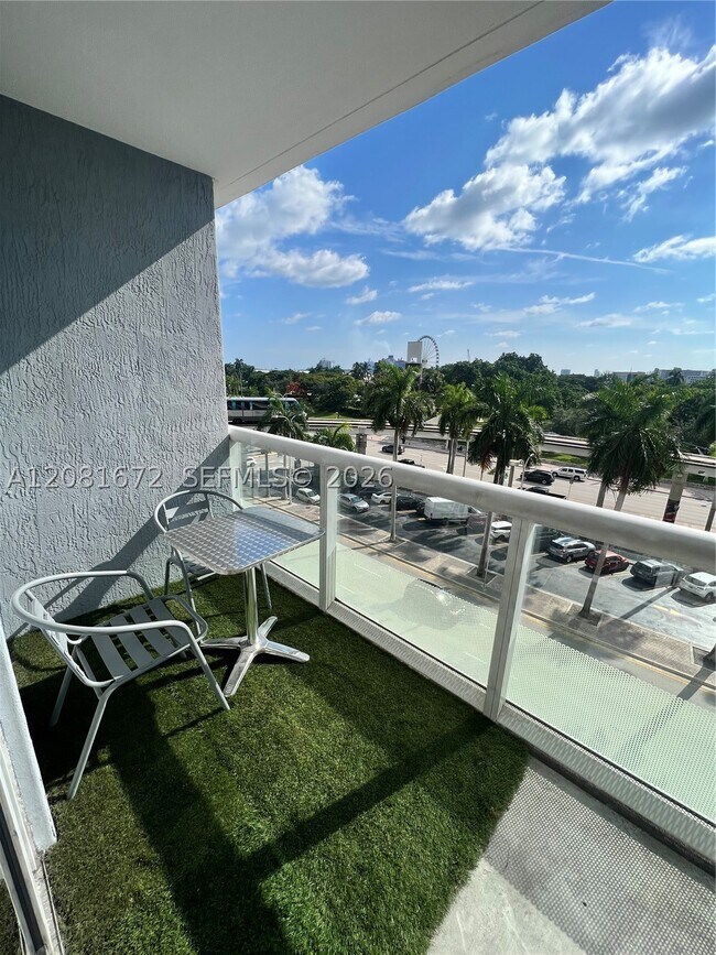 Foto del edificio - 50 Biscayne Blvd