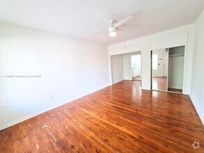 Building Photo - 1770 Meridian Ave