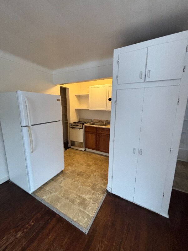 Building Photo - 1234 Egleston Ave