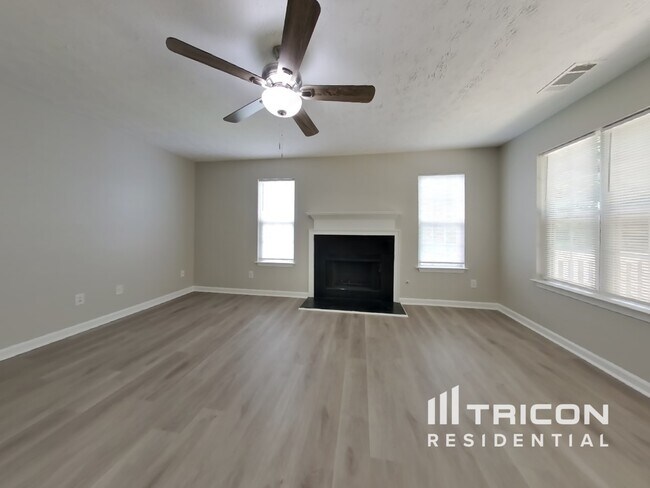 Building Photo - 6526 Revena Ct