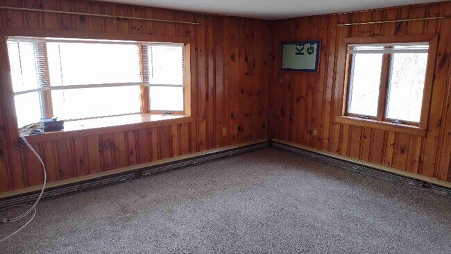 Building Photo - 280 Orchard Dr