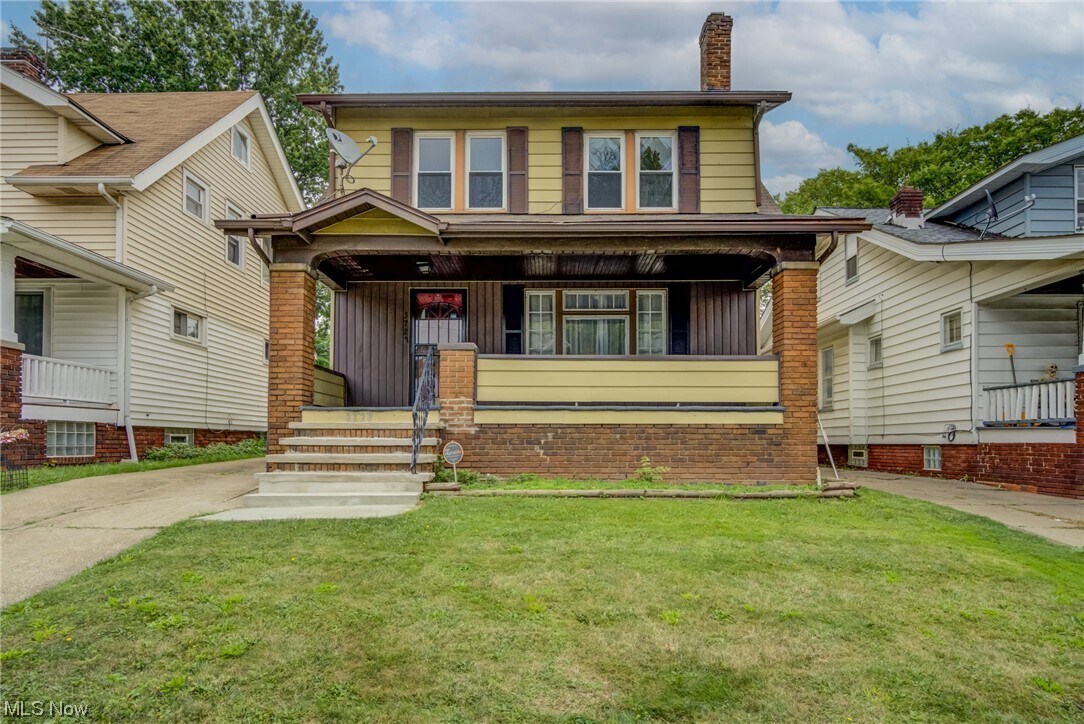 Primary Photo - 3727 W 130th St