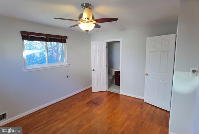 Building Photo - 6821 Wise St