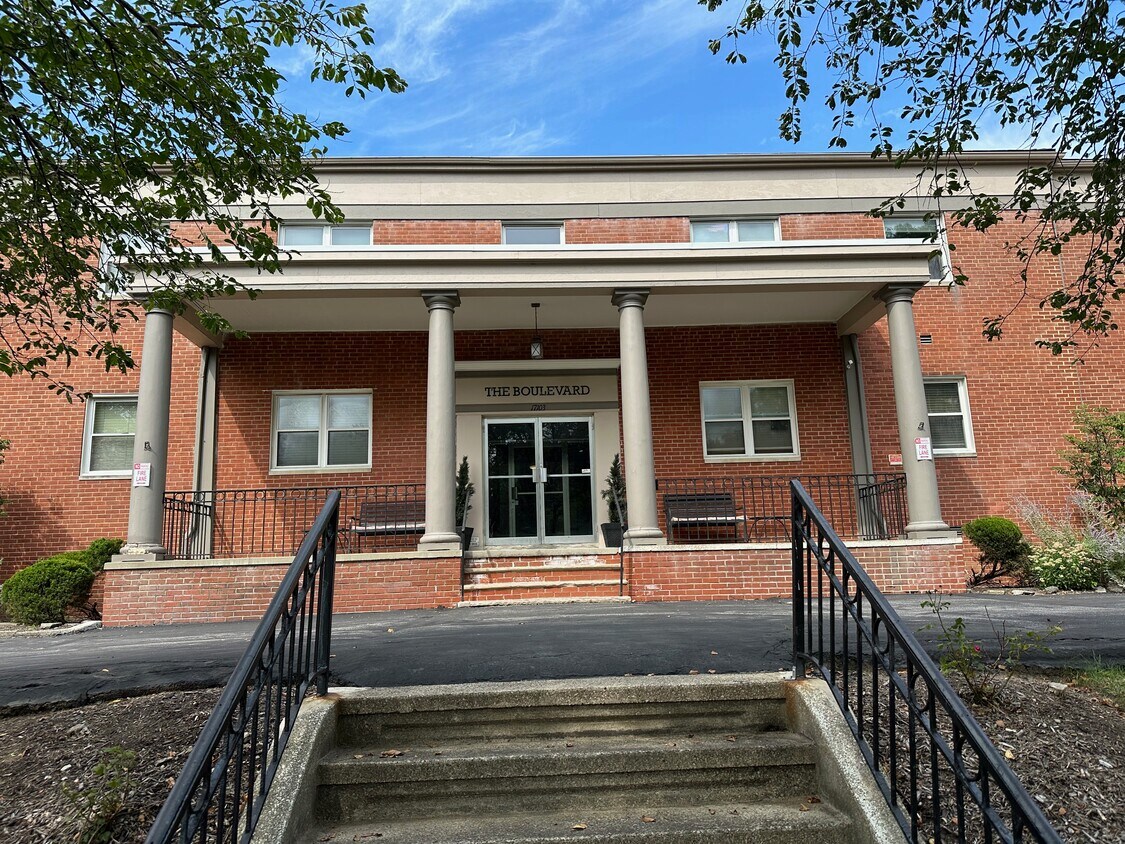 The Boulevard Apartments in Shaker Heights, OH