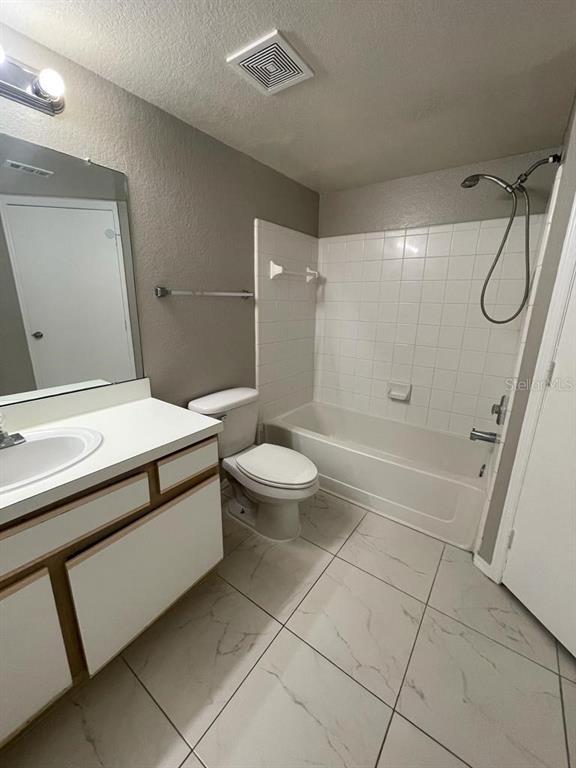 Building Photo - 2214 Grand Cayman Ct