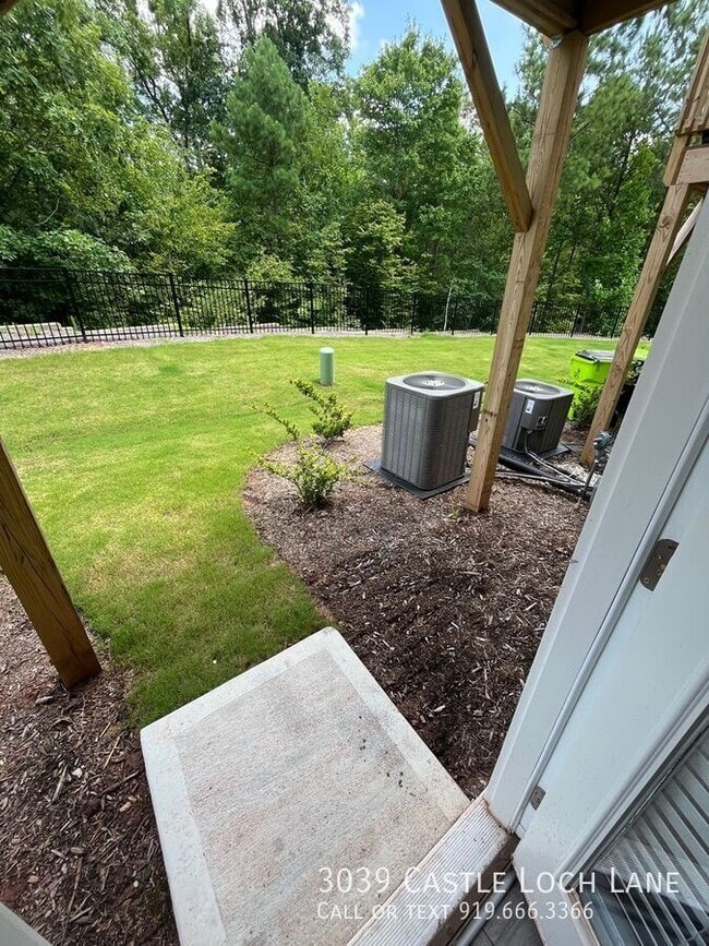Building Photo - 3039 Castle Loch Ln