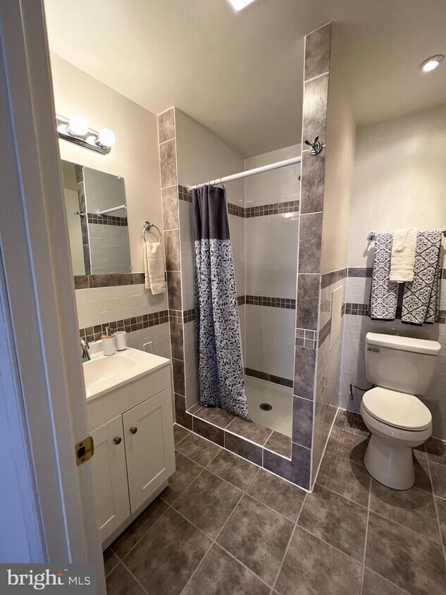 623 COLUMBIA Ave Unit A, CUMBERLAND, MD 21502 Room for Rent in