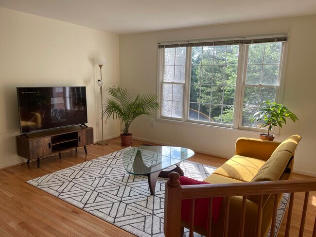 Foto del edificio - 6403 Knapsack Ln