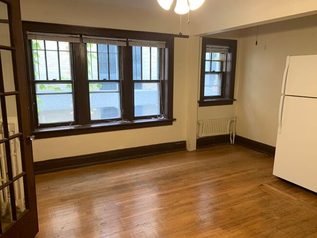 Interior Photo - 1315 Cass
