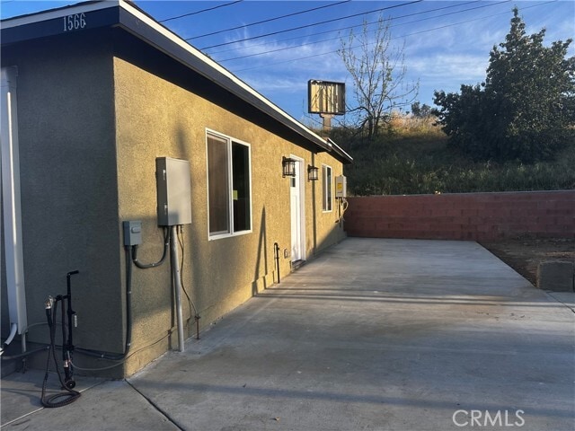 Building Photo - 1564 W Phillips Blvd