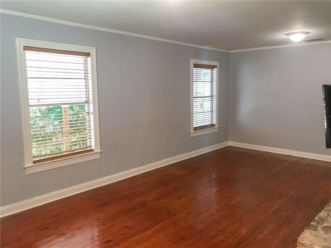 Building Photo - 1500 Ullrich Ave