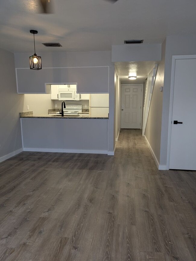 Foto del edificio - Foxmoor 2-2.5 Townhouse