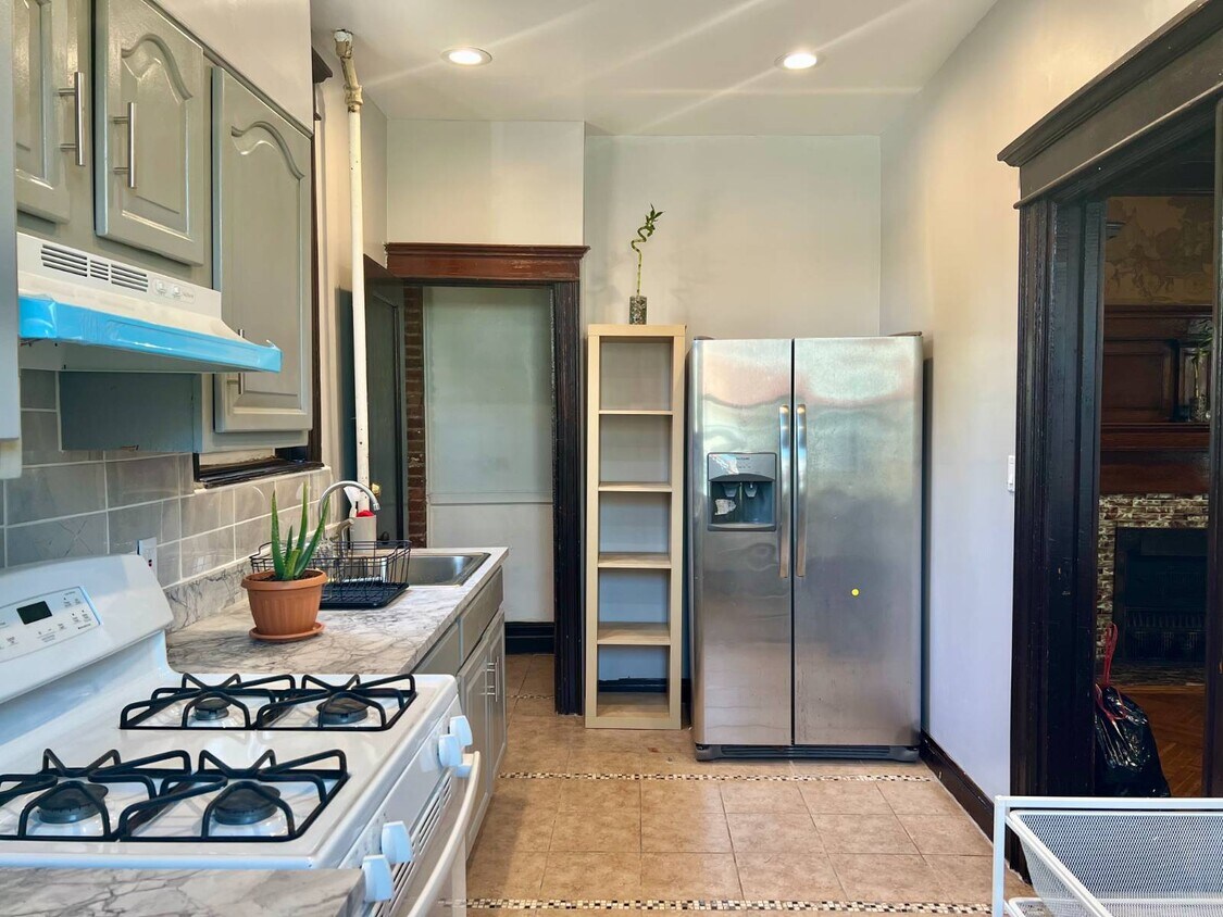 Foto principal - 2246 Vanderveer Pl