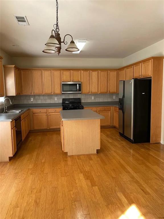 Foto del edificio - 2640 Huddlestone Way