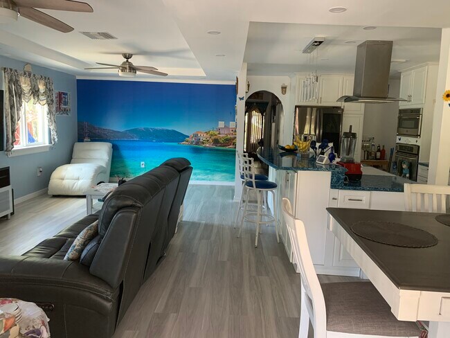 All utilities included! Open floor plan - 18501 Long Lake Dr