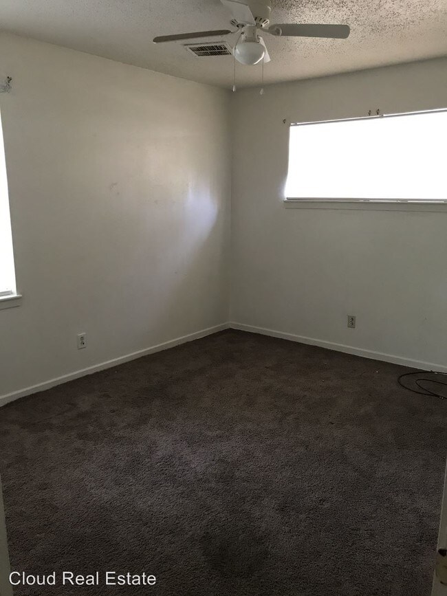 Foto del edificio - 3 br, 1 bath House - 1504 S W.S. YOUNG DRIVE