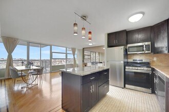 Building Photo - 6050 JFK Blvd E