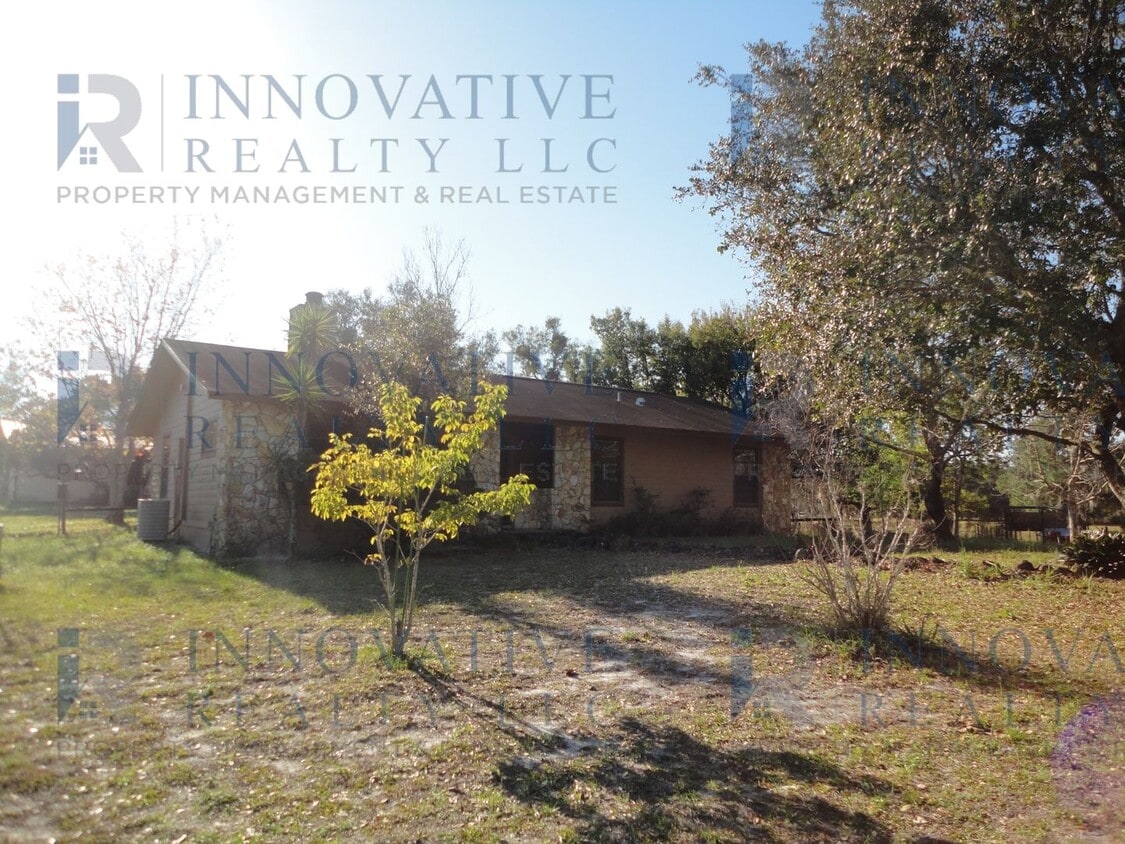 Primary Photo - 3 Bedroom, 2 Bath Home on 5 Acres with Sta...