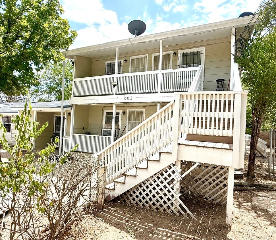 Photo - 602 Lovett Ave