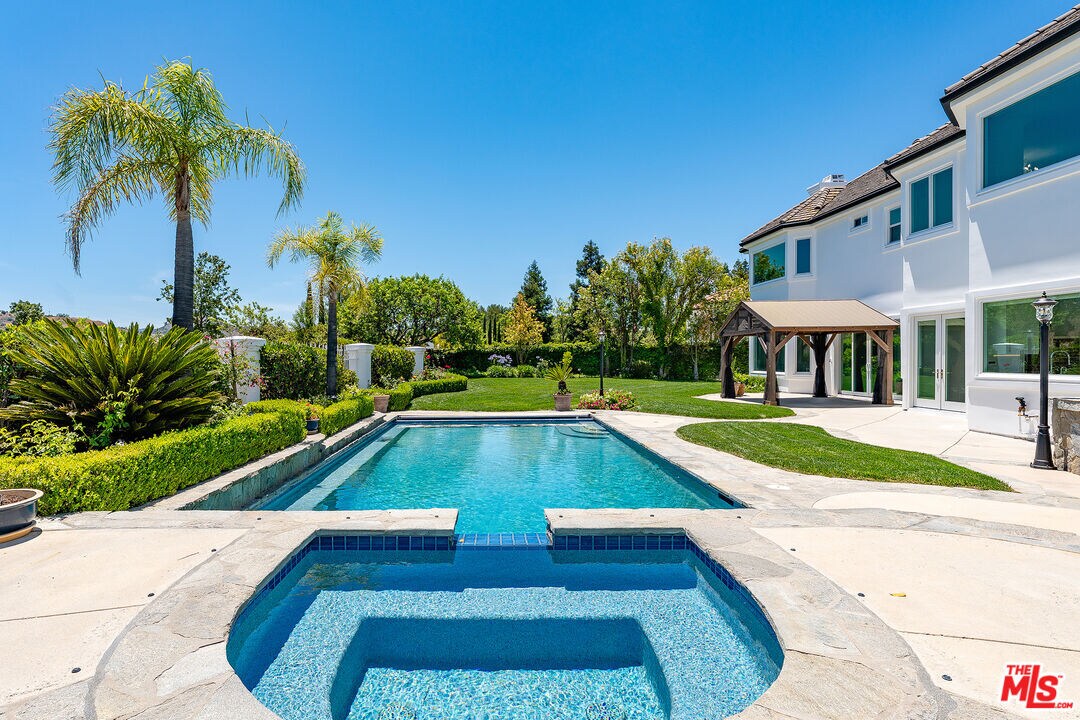 Foto principal - 5404 Wellesley Dr