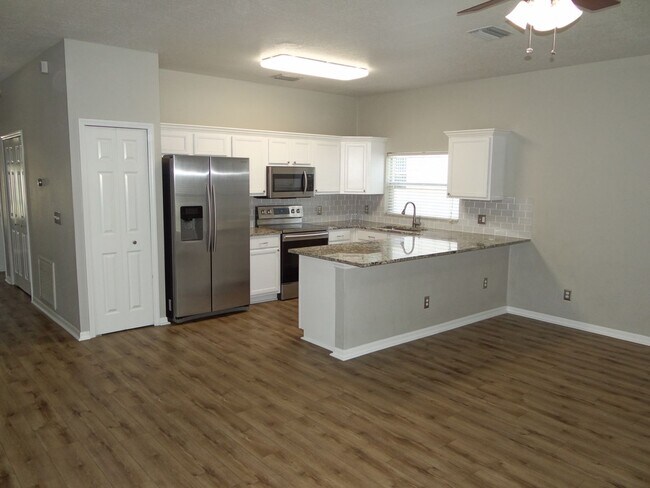 Foto del edificio - Charming 3/2 home in Port Tampa
