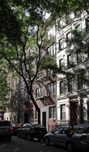 Building Photo - Astor House Apartments