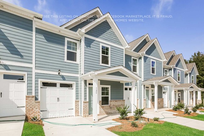 Building Photo - 726 Stewarts Crk Dr