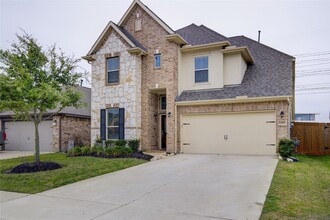 Building Photo - 24210 Leonforte Dr