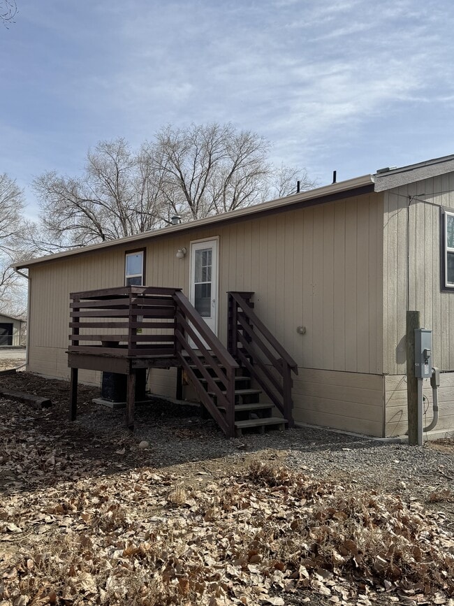 Building Photo - 512 E St