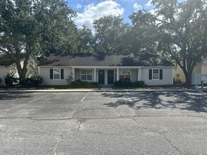 Building Photo - 415 S Hagan Bridge Rd