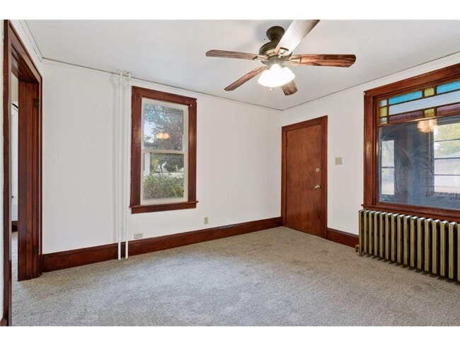 Building Photo - 311 23rd Ave NE