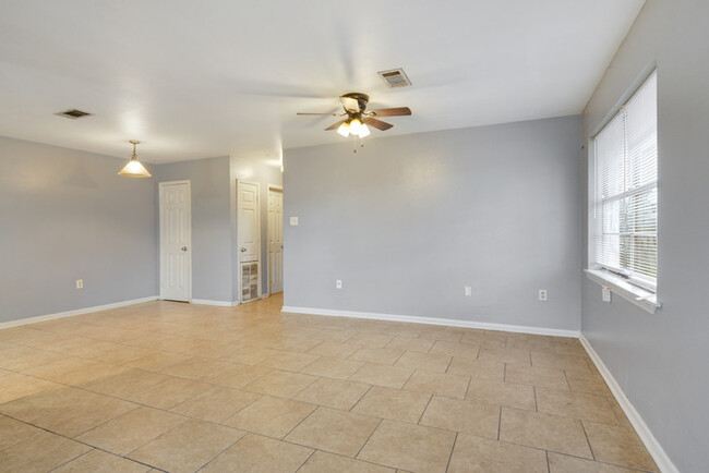 Building Photo - 8183 Jefferson Park Dr