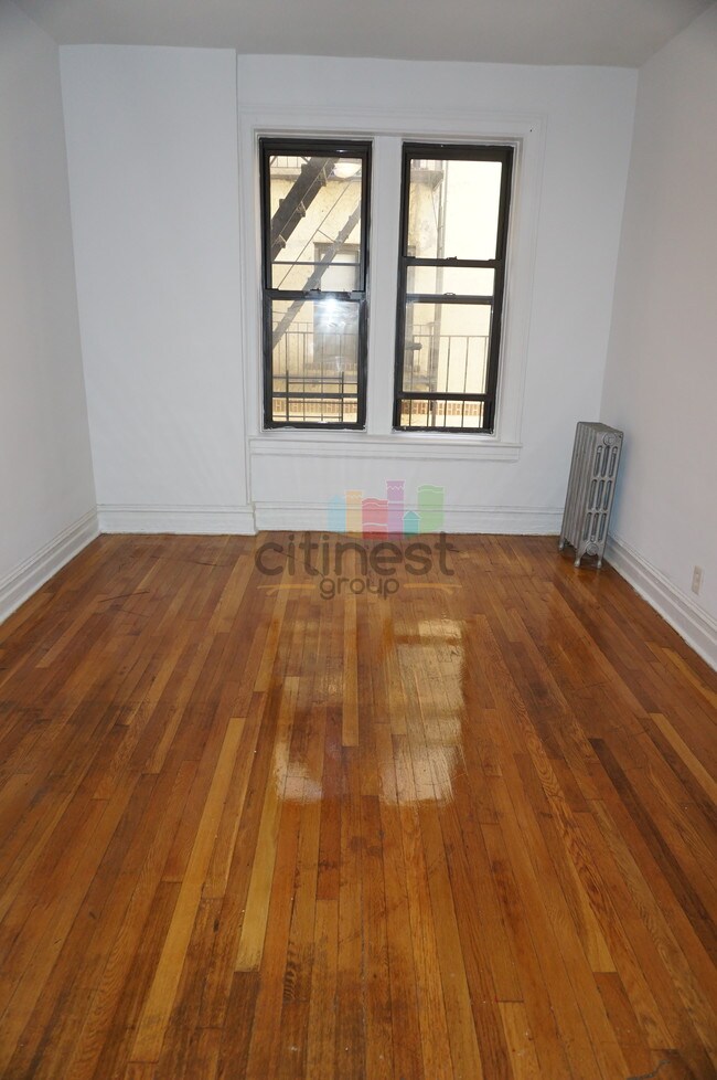 Building Photo - 537-547 Ovington Ave