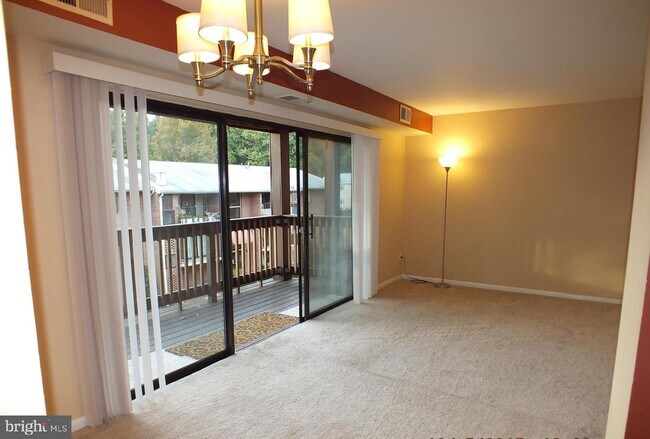 Foto del edificio - 7600 Savannah St