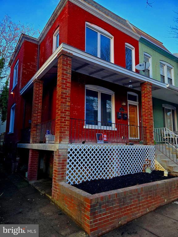 Foto principal - 757 Girard St NW