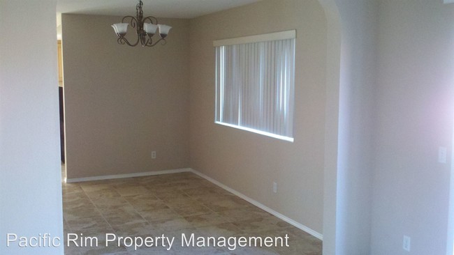Building Photo - 409 Silver Shadow Dr