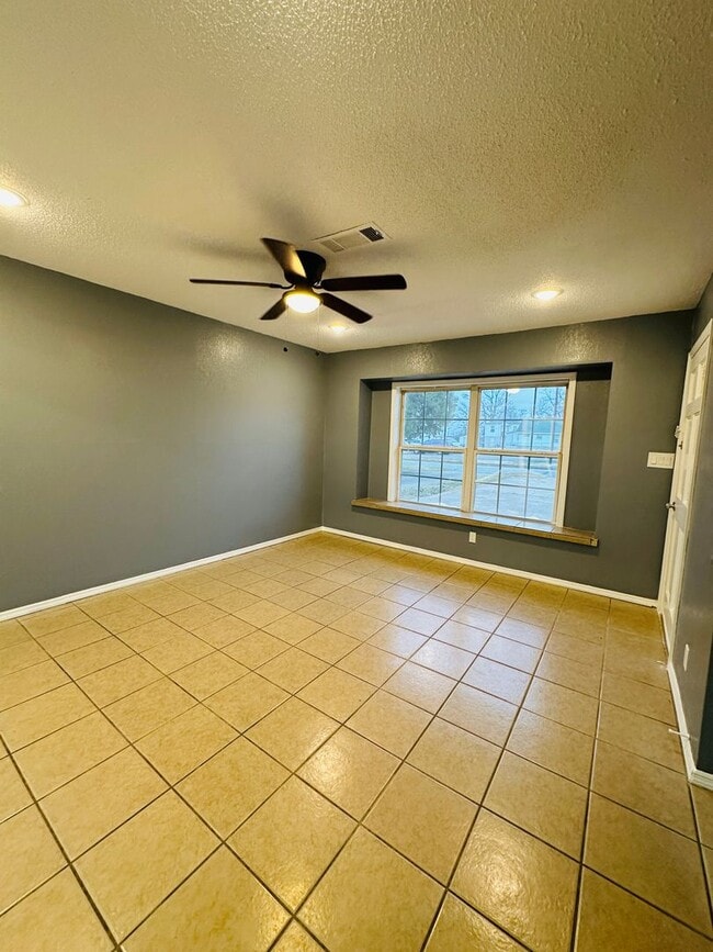 Building Photo - 1227/1229 S 17th St.