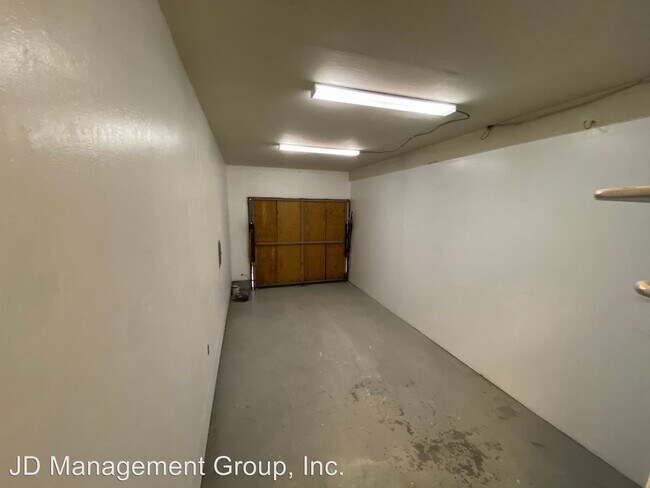 Building Photo - 5308 Columbia Ave