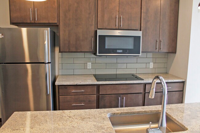 Kitchen 1 bedroom unit - 1116 6th St