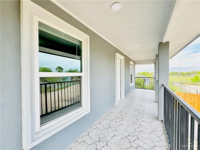 Building Photo - 8206 Sosa Cir