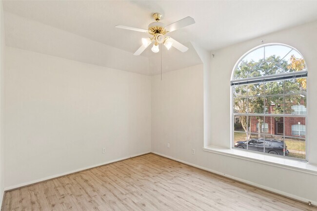 Foto del edificio - 1019 Norfolk Dr