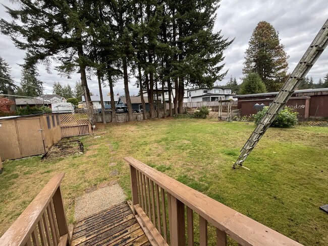 Building Photo - 2209 Austin Ave