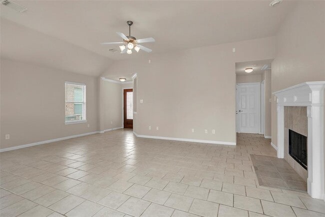 Building Photo - 24615 Tribeca Ln