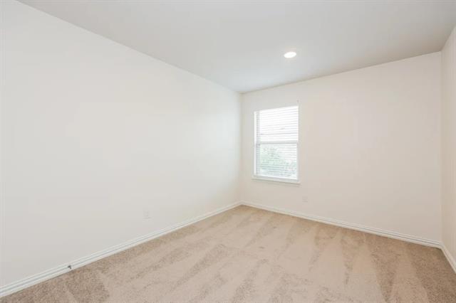 Building Photo - 743 Bonnet Trl