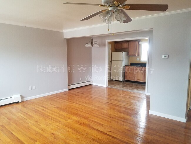 Foto del edificio - 10 Colonial Dr