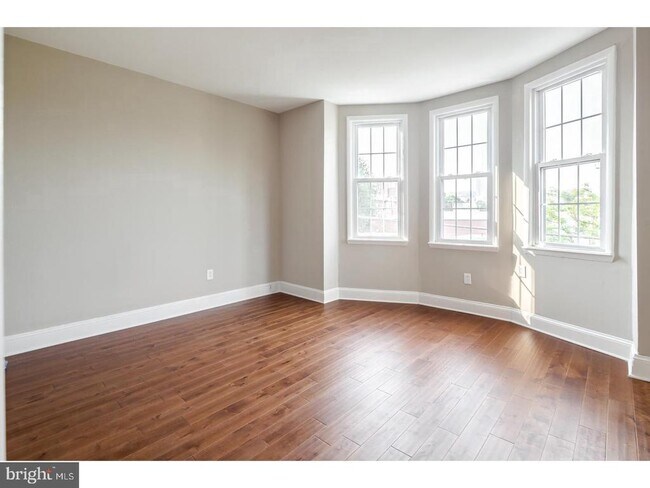 Building Photo - 928 Fitzwater St