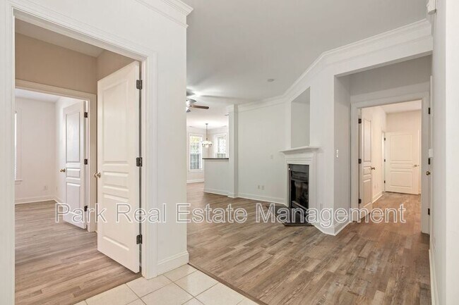 Building Photo - 511 Ives Ct