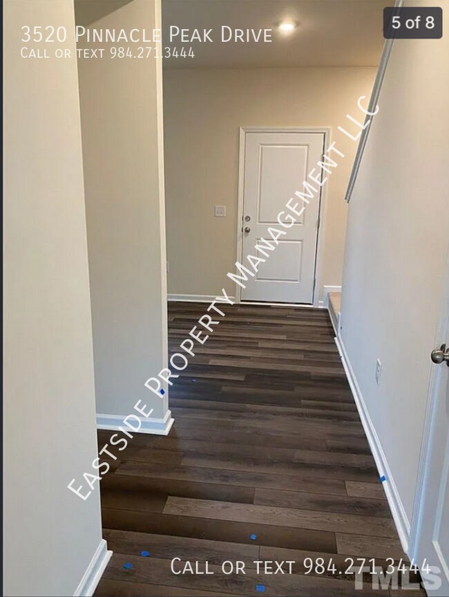Building Photo - 3520 Pinnacle Peak Dr